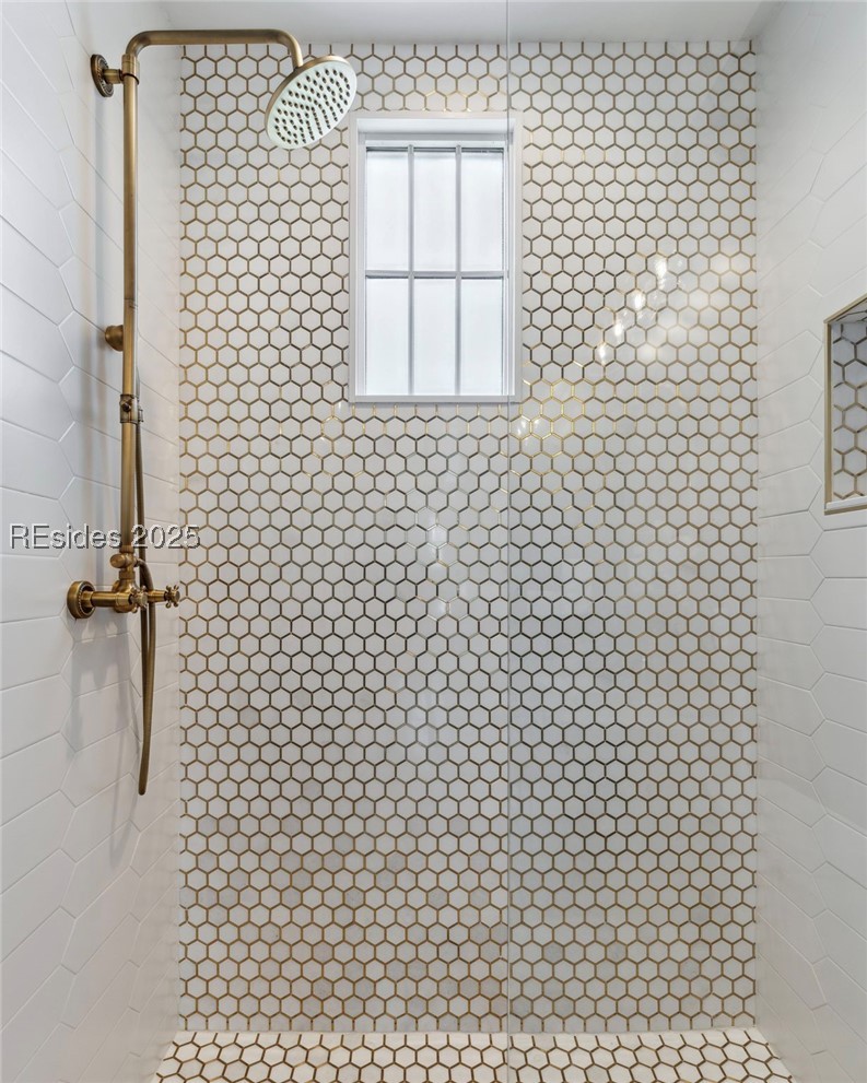 808 Washington Street