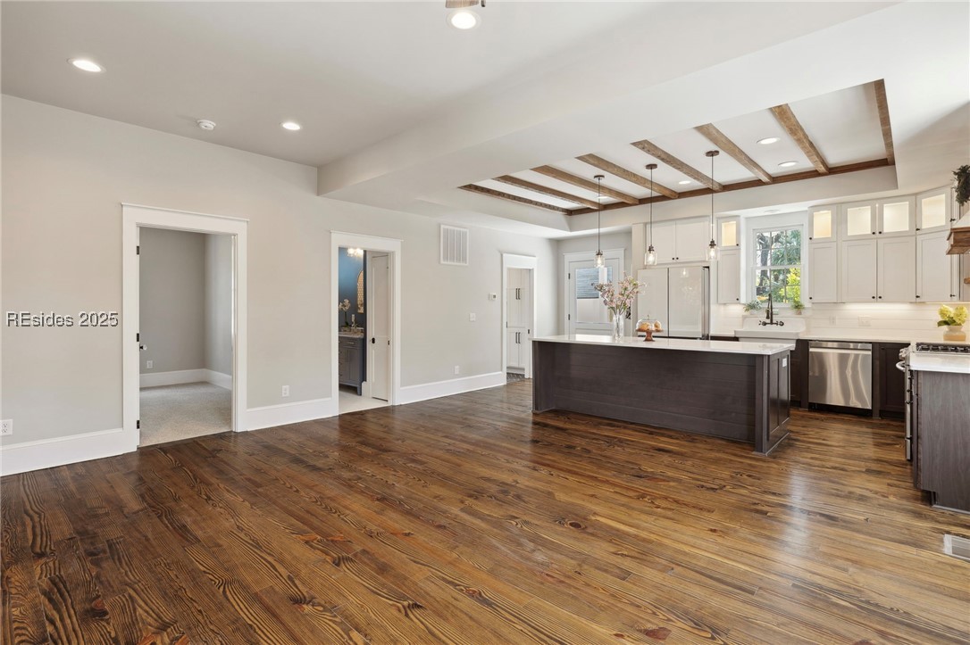 808 Washington Street