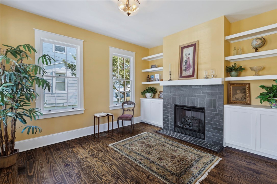 808 Washington Street