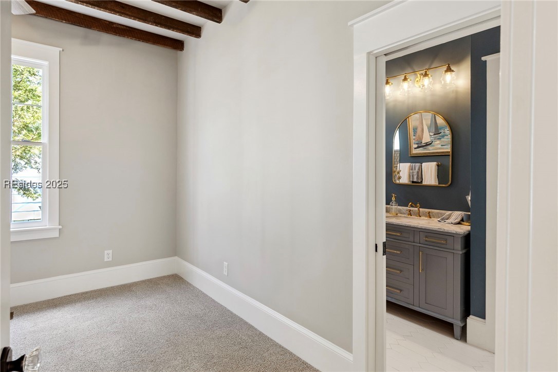 808 Washington Street