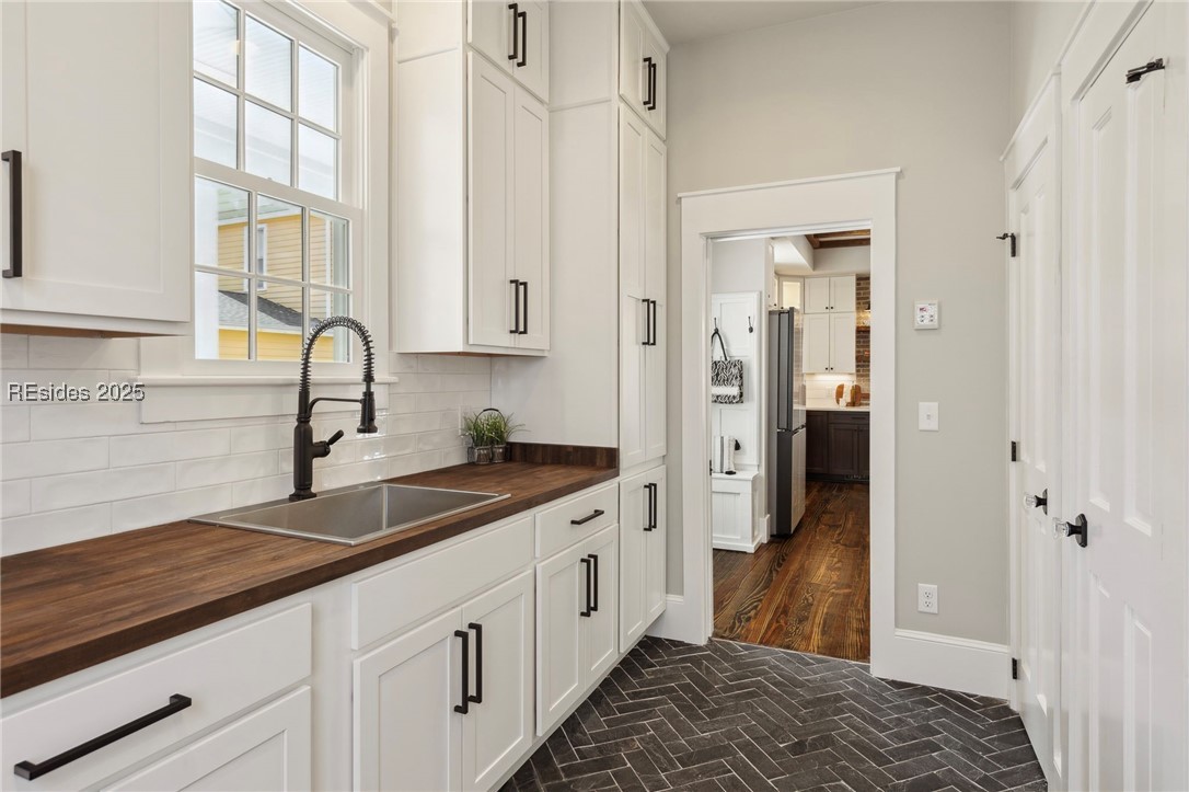 808 Washington Street