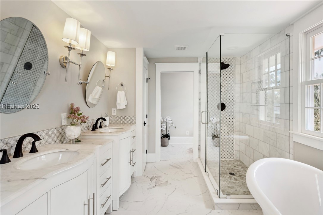 808 Washington Street