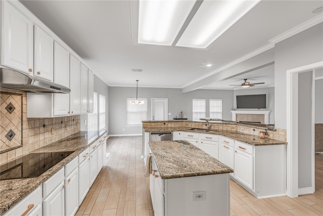 6137 Lemans Dr
