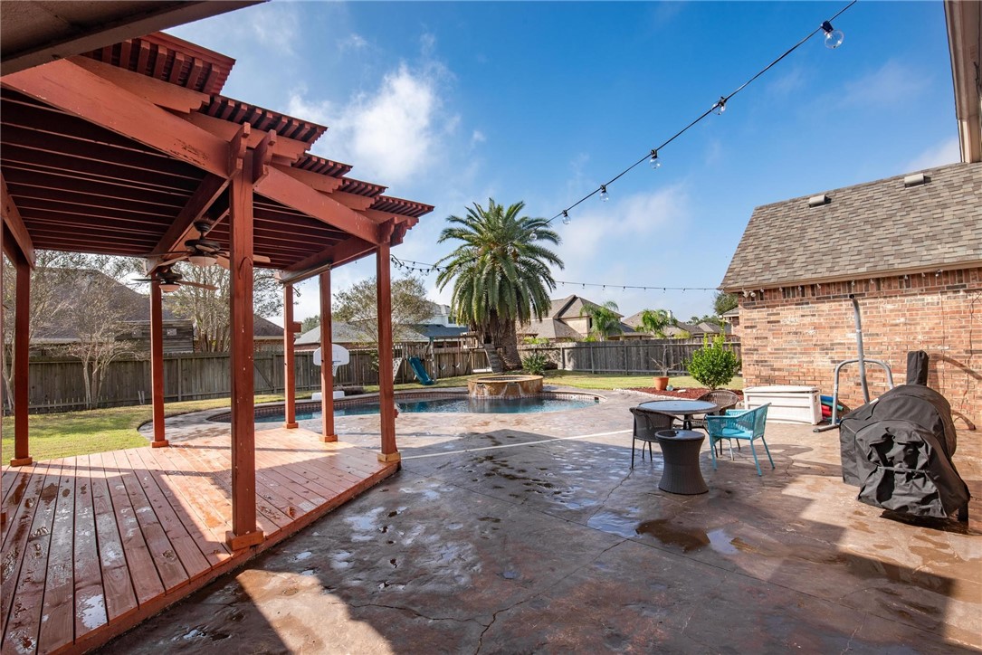 6137 Lemans Dr