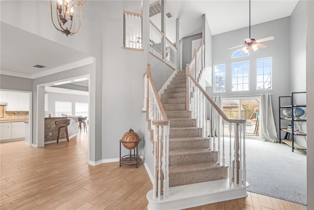 6137 Lemans Dr