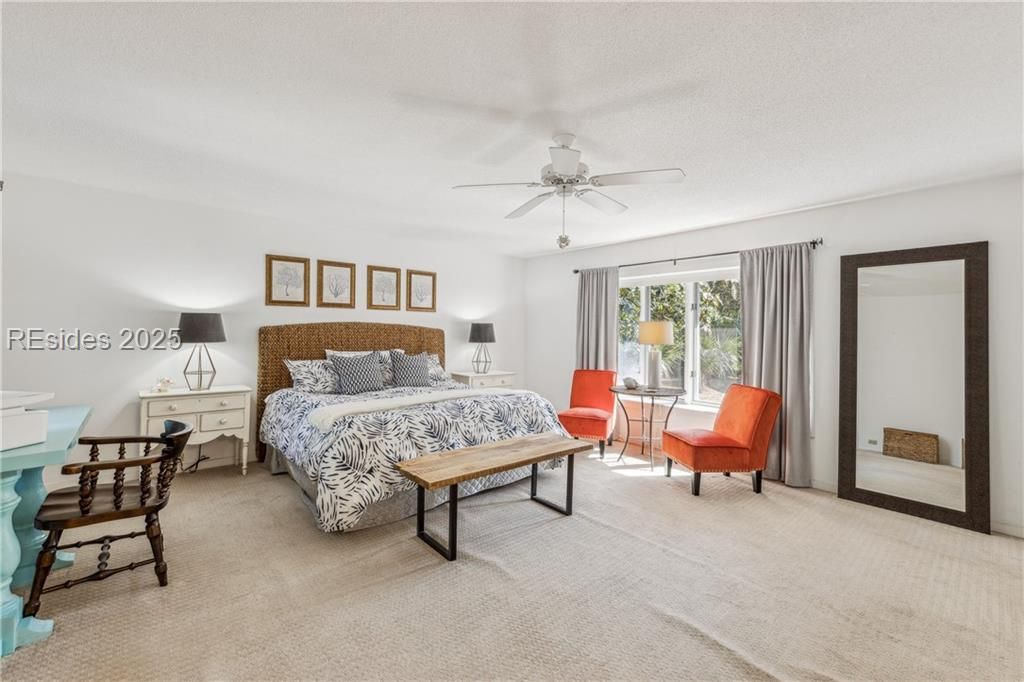 2 Red Maple Rd