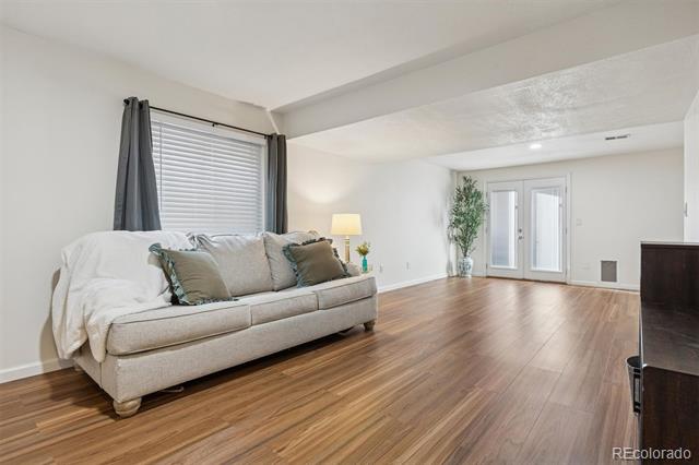 9471 Burlington Lane