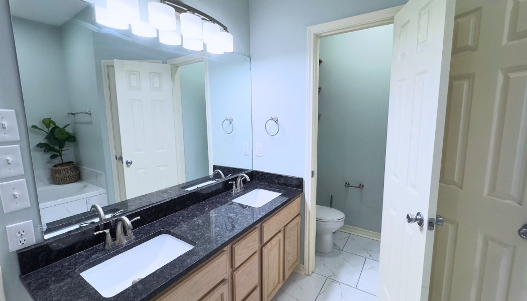 7205 THE MANSIONS Dr Unit #Y-1