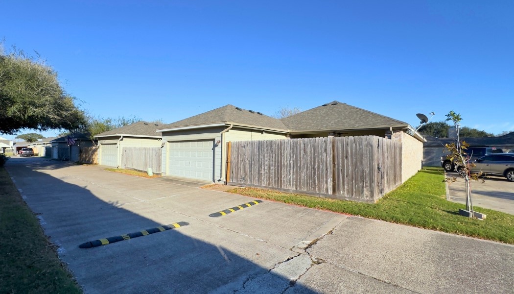 7205 THE MANSIONS Dr Unit #Y-1