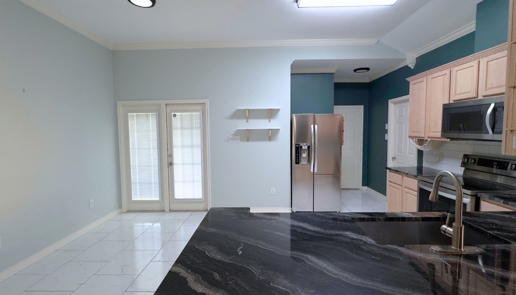 7205 THE MANSIONS Dr Unit #Y-1