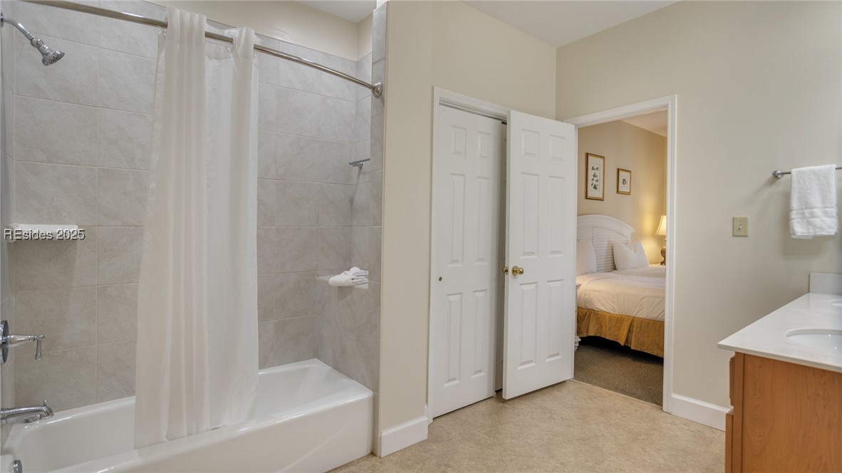 14 Wimbledon Court Unit: 203-3