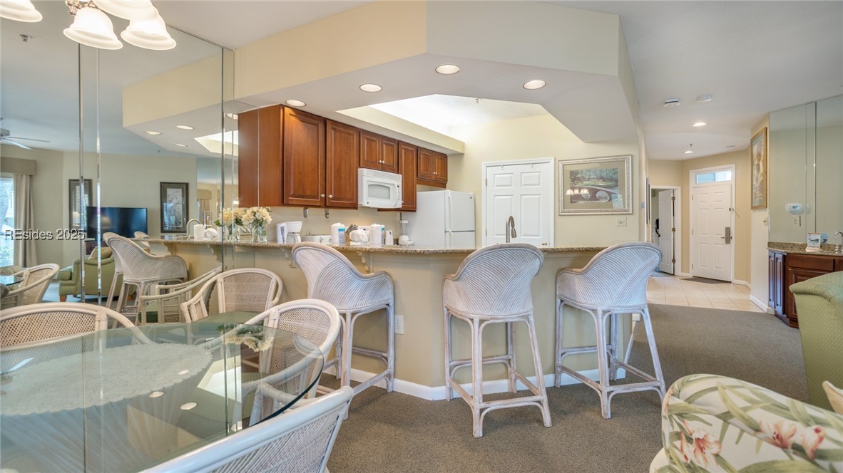 14 Wimbledon Court Unit: 203-3