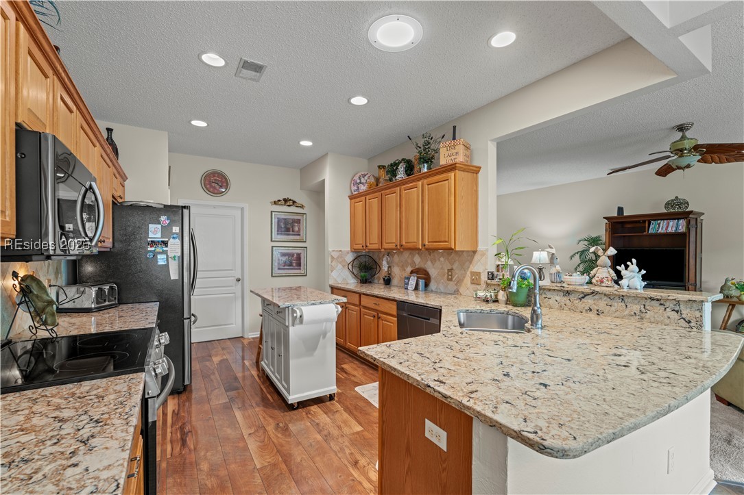 29 Sundome Court
