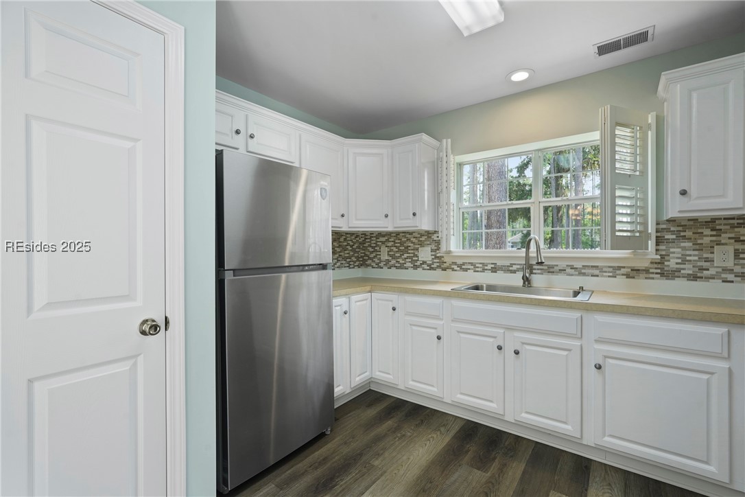 842 Rocking Horse Lane