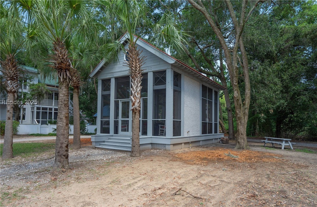 18 Bostick Circle