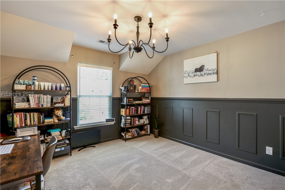 83 Plumgrass Street
