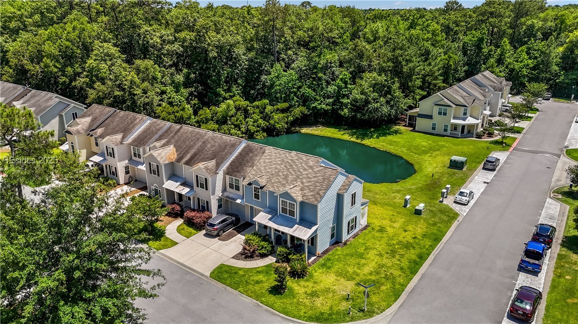 83 Plumgrass Street