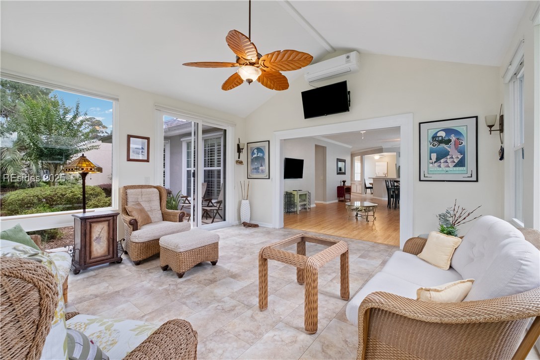 525 Colonel Thomas Heyward Rd