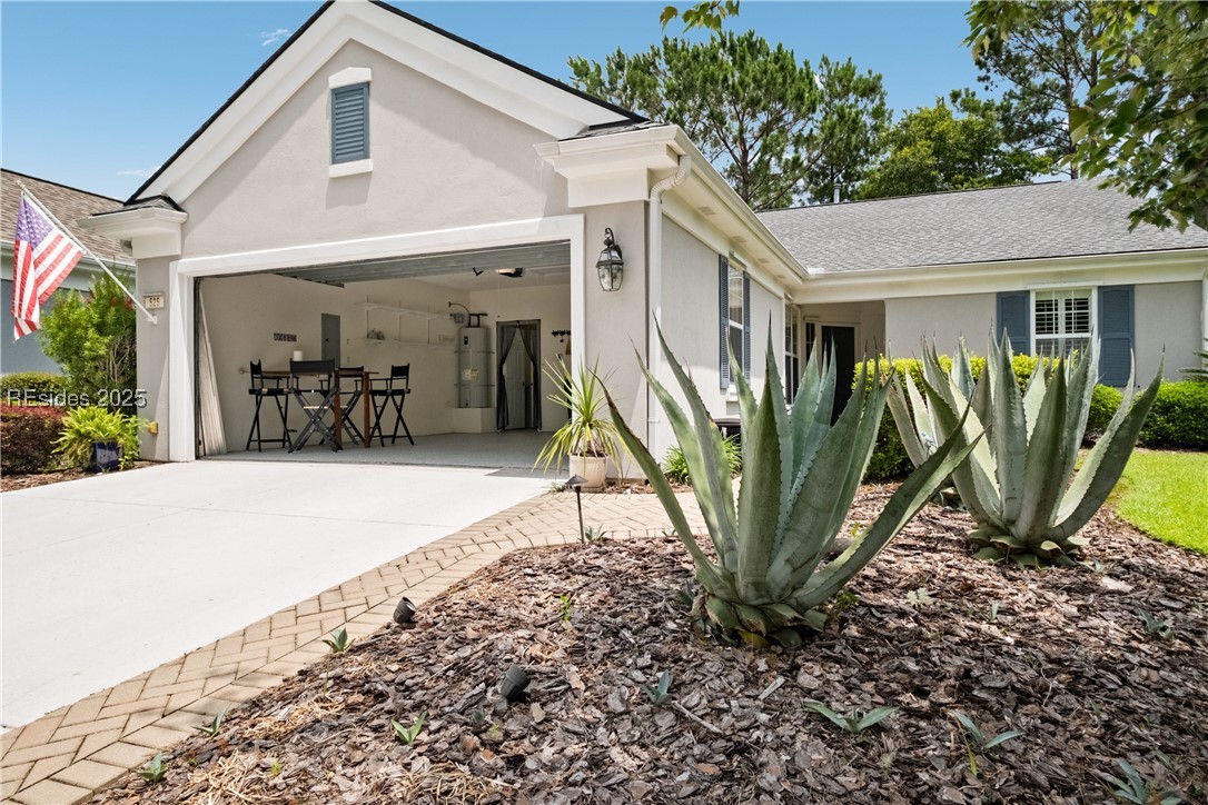 525 Colonel Thomas Heyward Rd