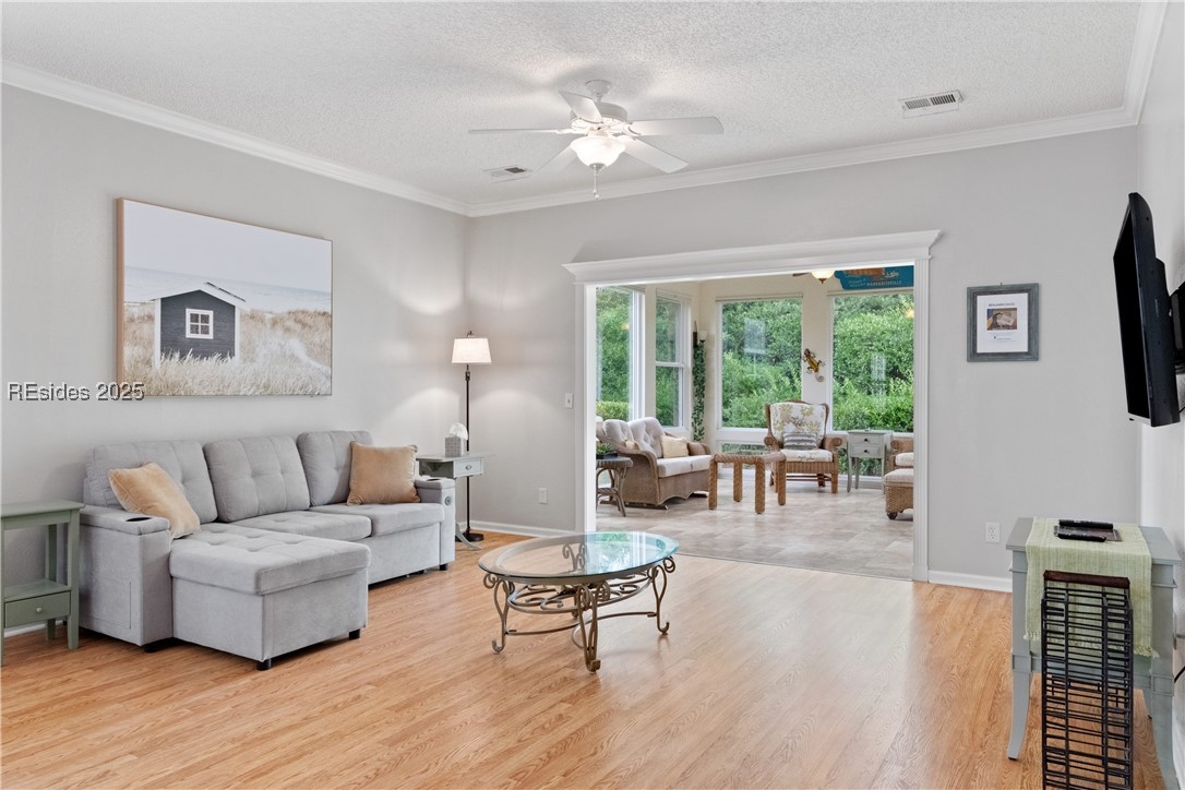 525 Colonel Thomas Heyward Rd
