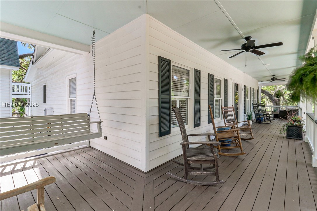 8 Dolphin Point Drive