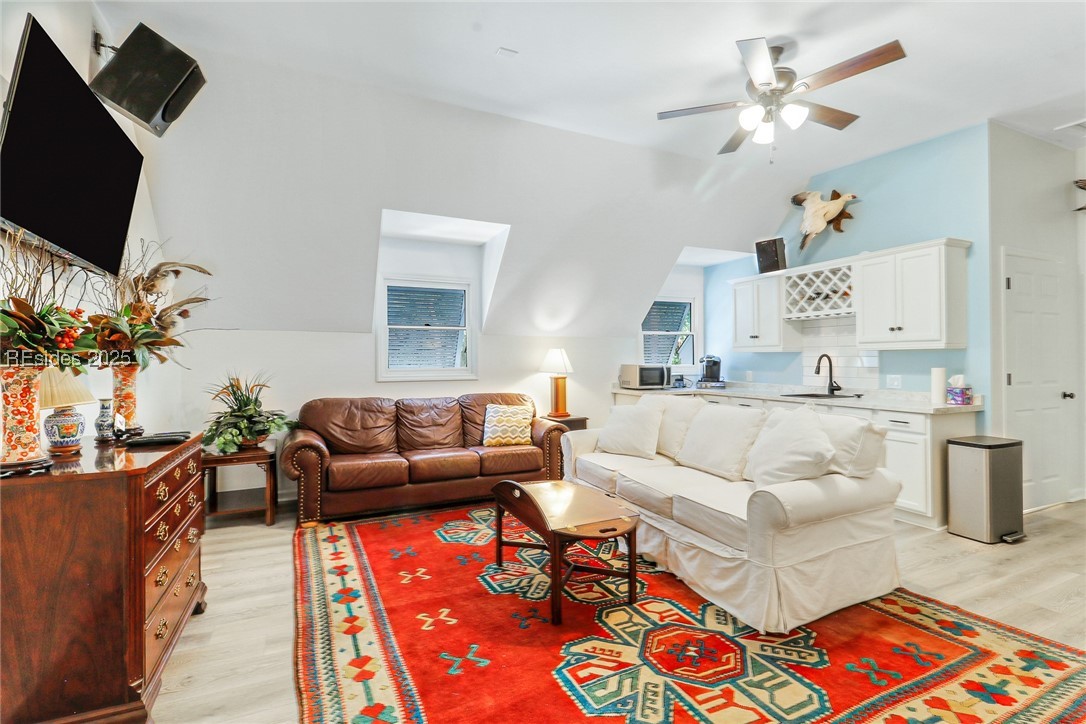 8 Dolphin Point Drive