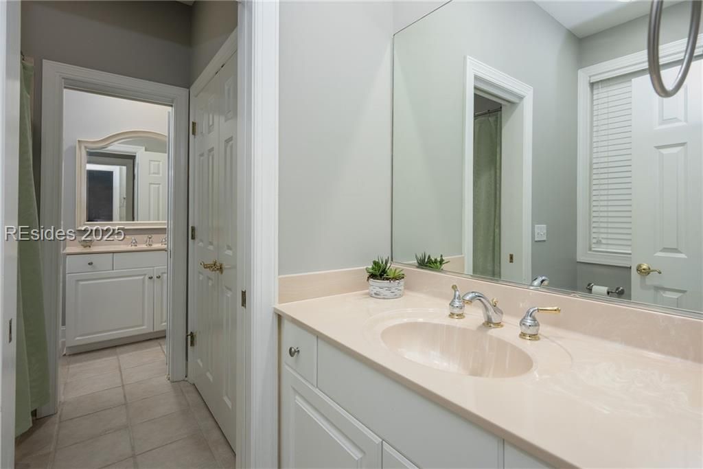 1 Spartina Crescent