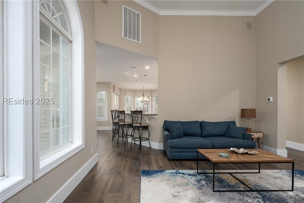 1 Spartina Crescent