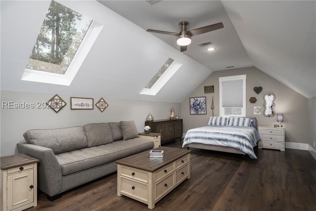1 Spartina Crescent