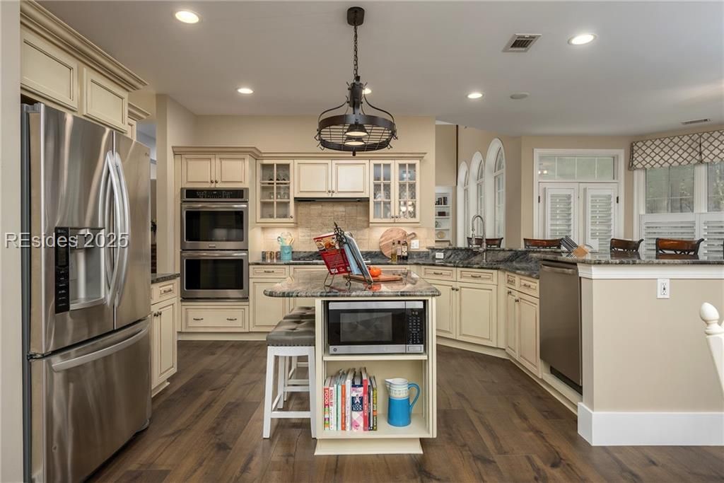 1 Spartina Crescent