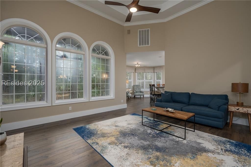 1 Spartina Crescent