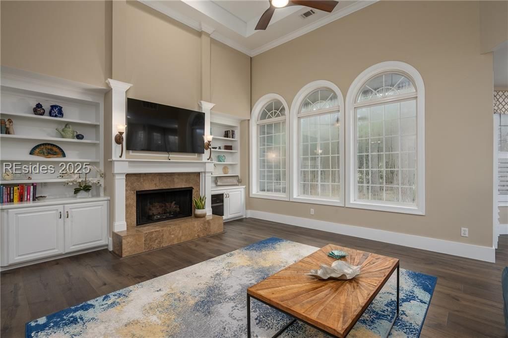 1 Spartina Crescent