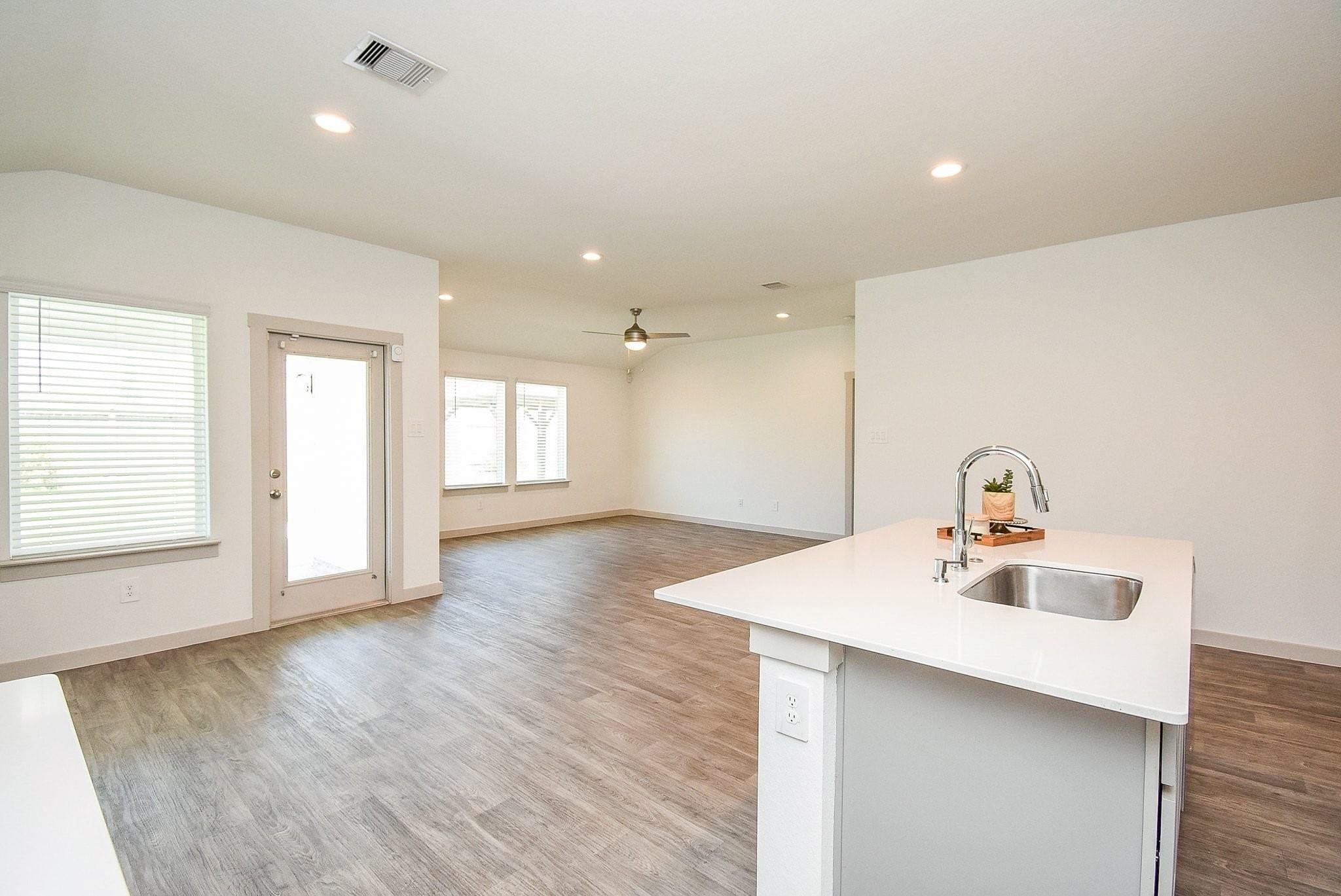 1614 Mountain Echo Drive