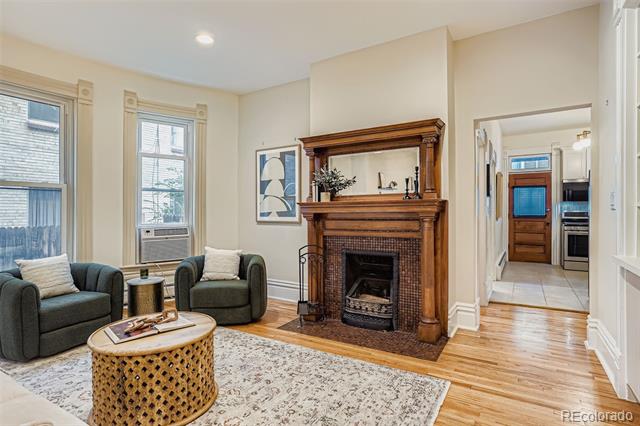 1215 N Emerson Street Unit: A