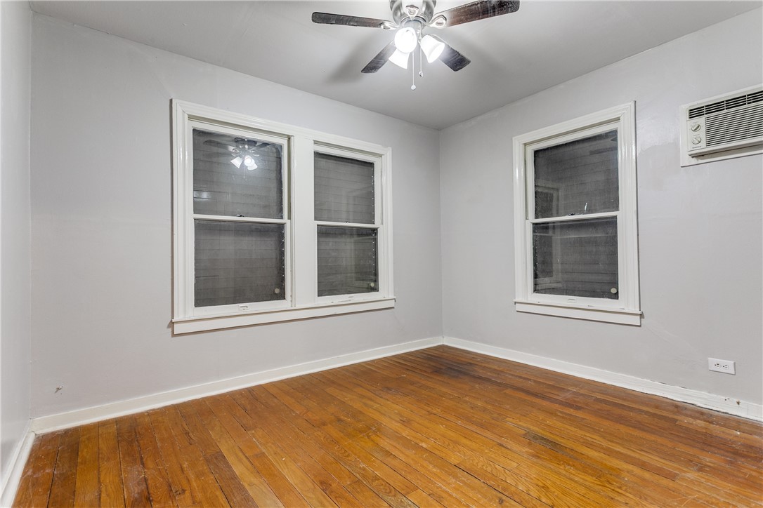 150 E Southcross Blvd