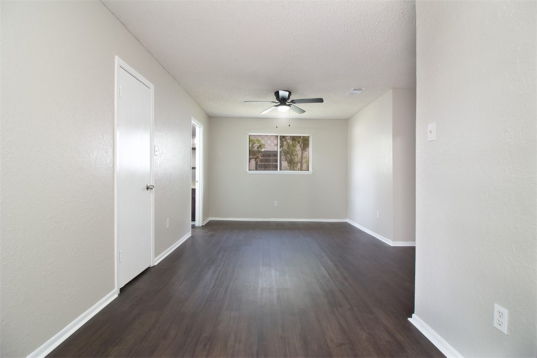 5206 Larcade Dr