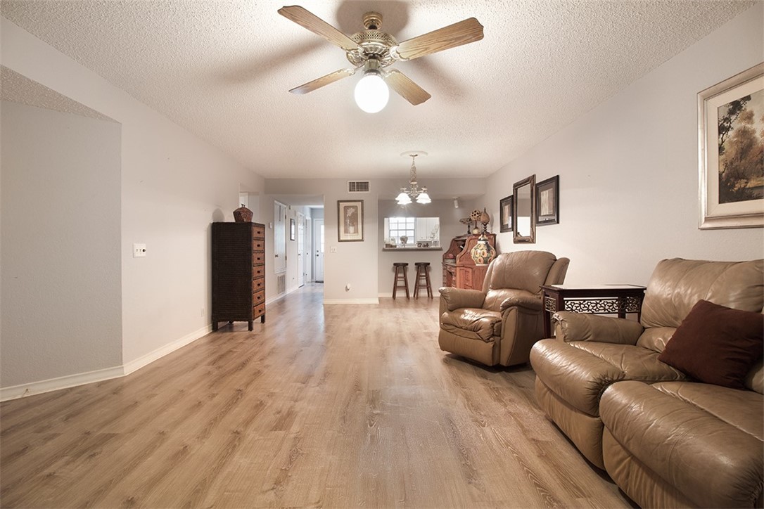 4445 Cedar Pass Dr 103