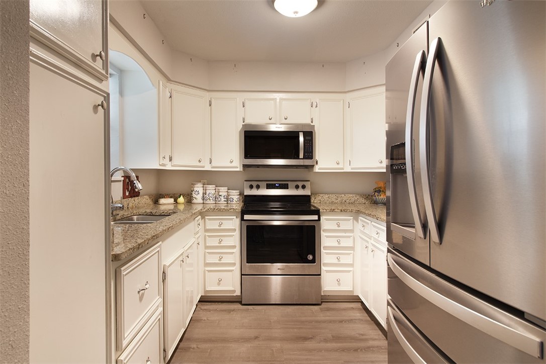 4445 Cedar Pass Dr 103
