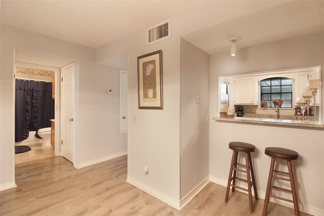 4445 Cedar Pass Dr 103