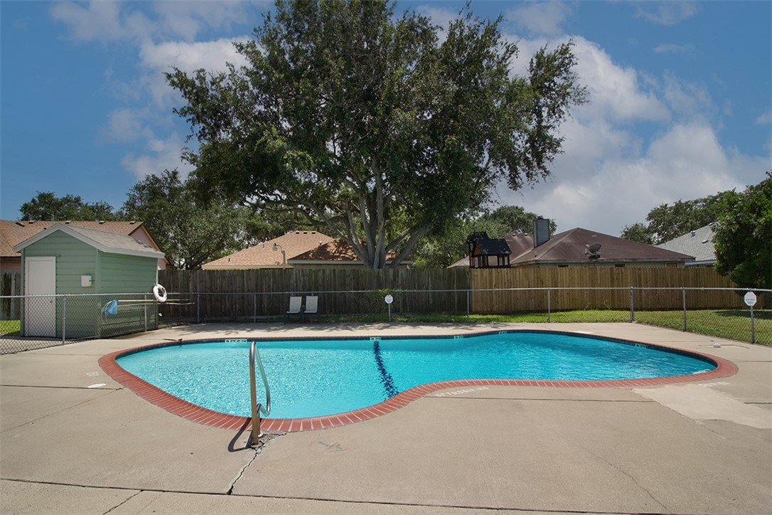 4445 Cedar Pass Dr 103