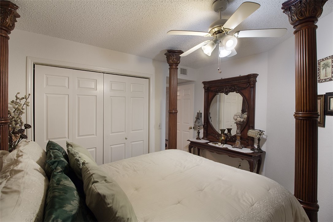 4445 Cedar Pass Dr 103