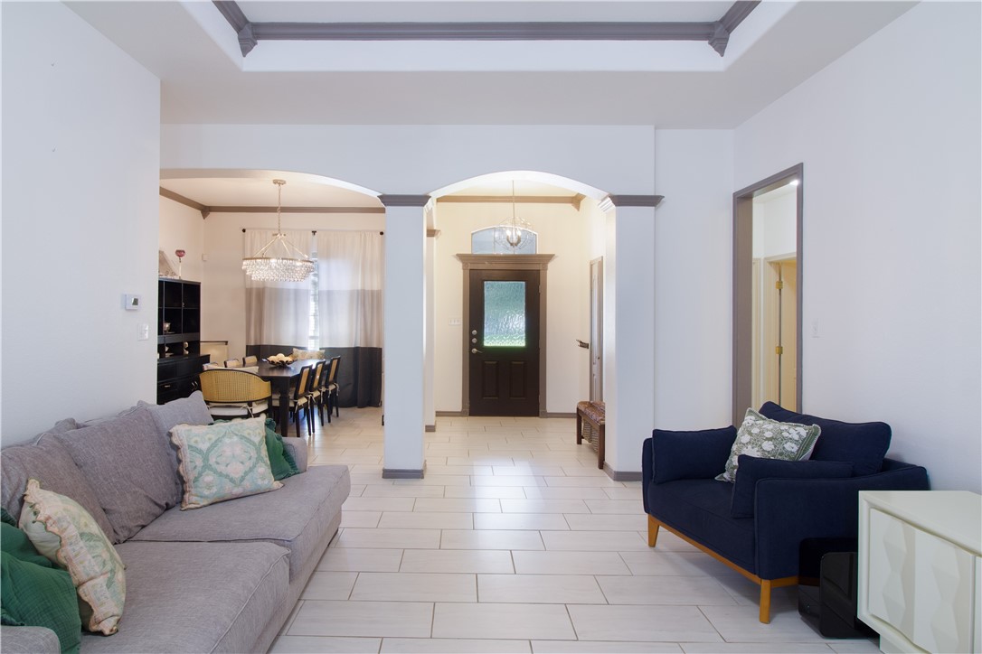 7002 Madiera Dr