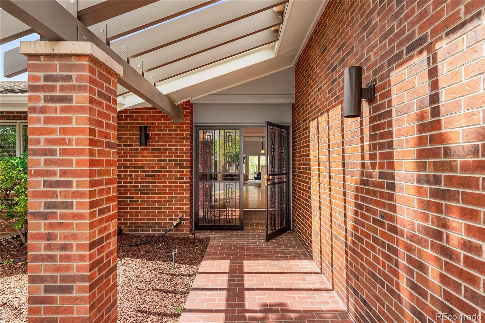 2552 E Alameda Avenue Unit: 71