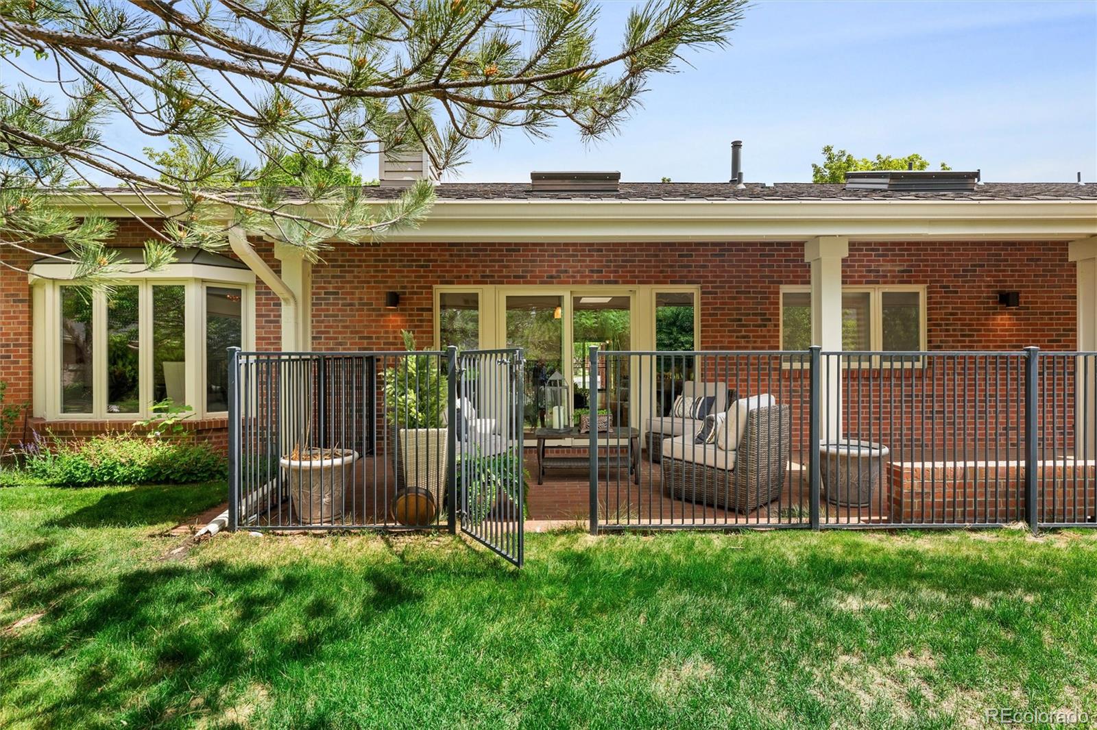 2552 E Alameda Avenue Unit: 71