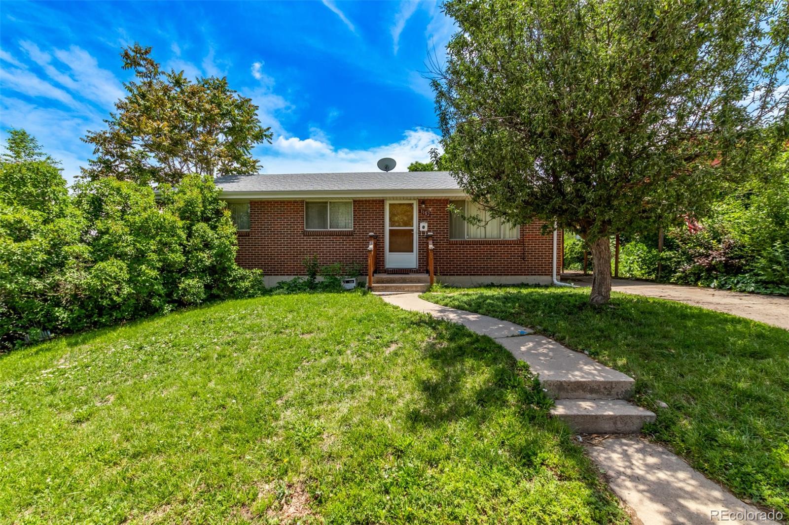 3182 W Radcliff Drive