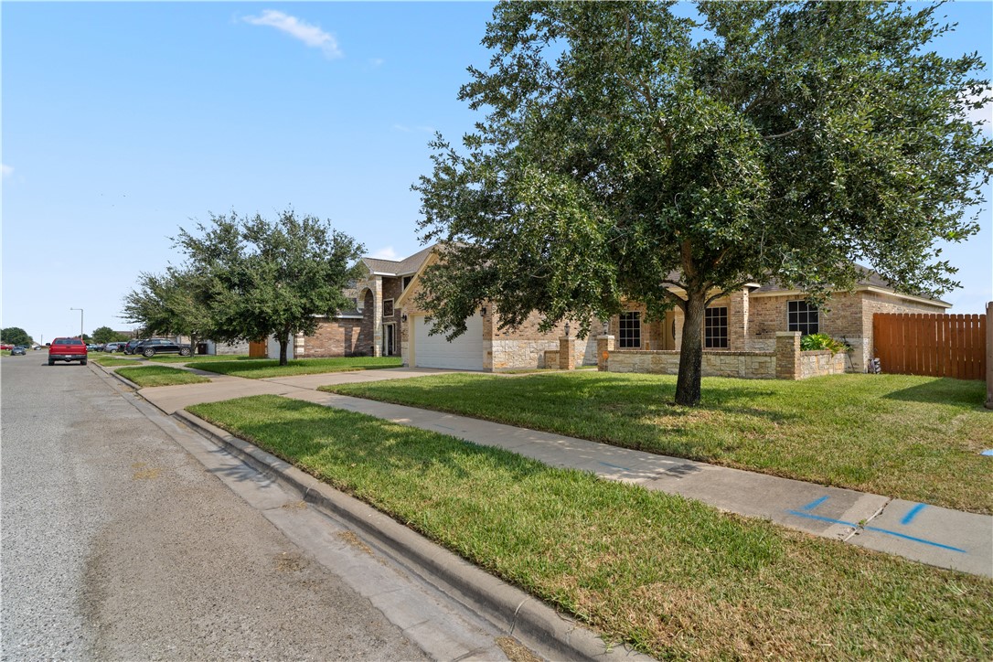 1805 Kelly Lane