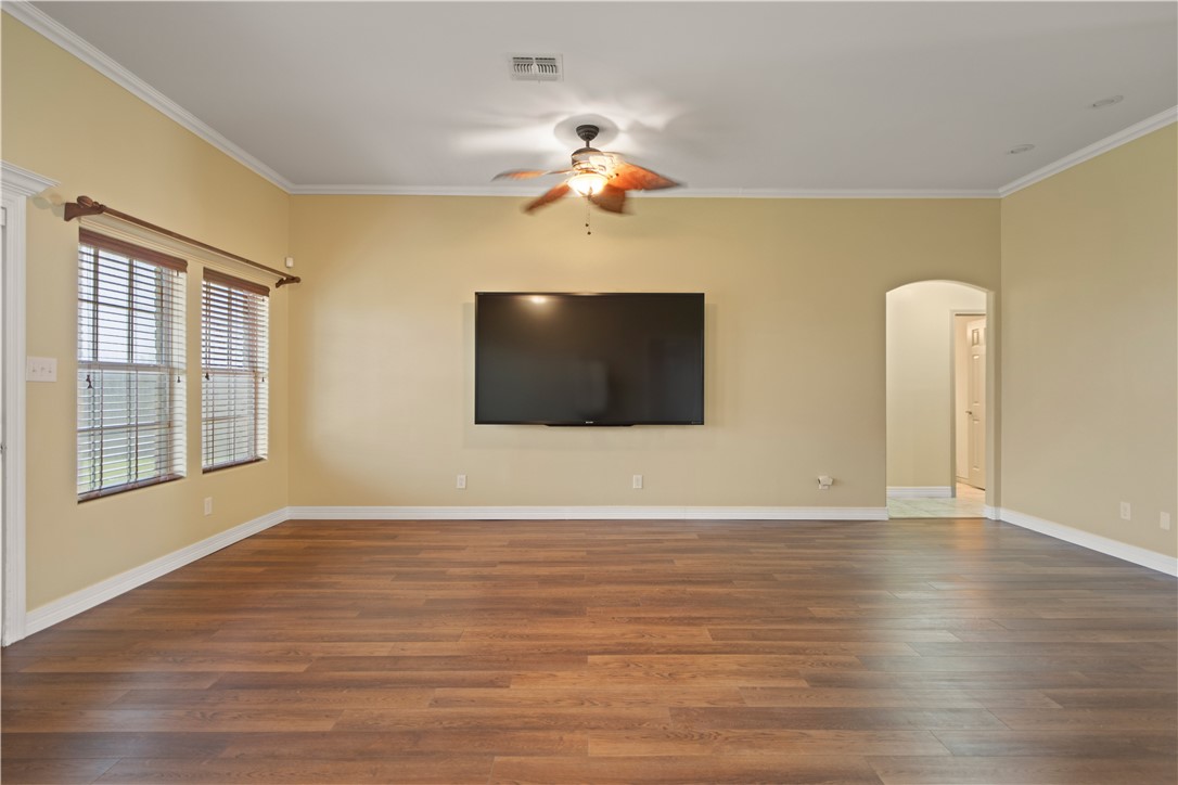 1805 Kelly Lane