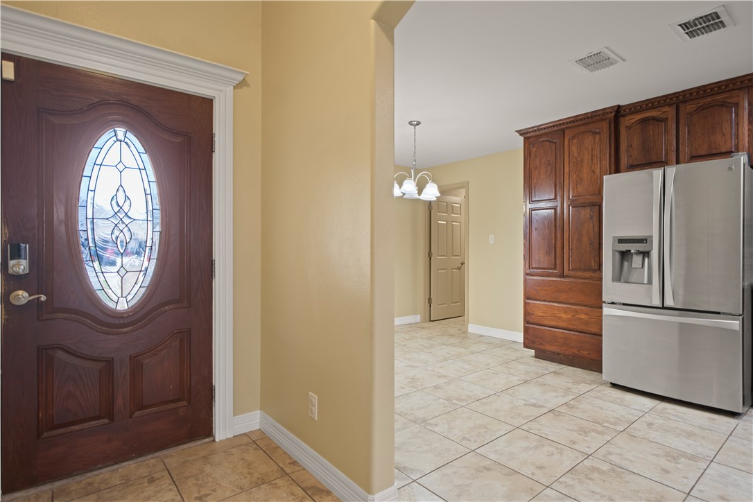 1805 Kelly Lane