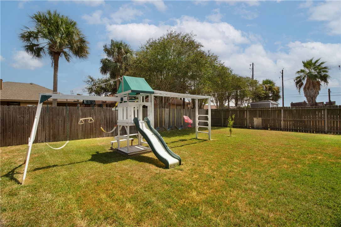 2633 Date Palm Dr