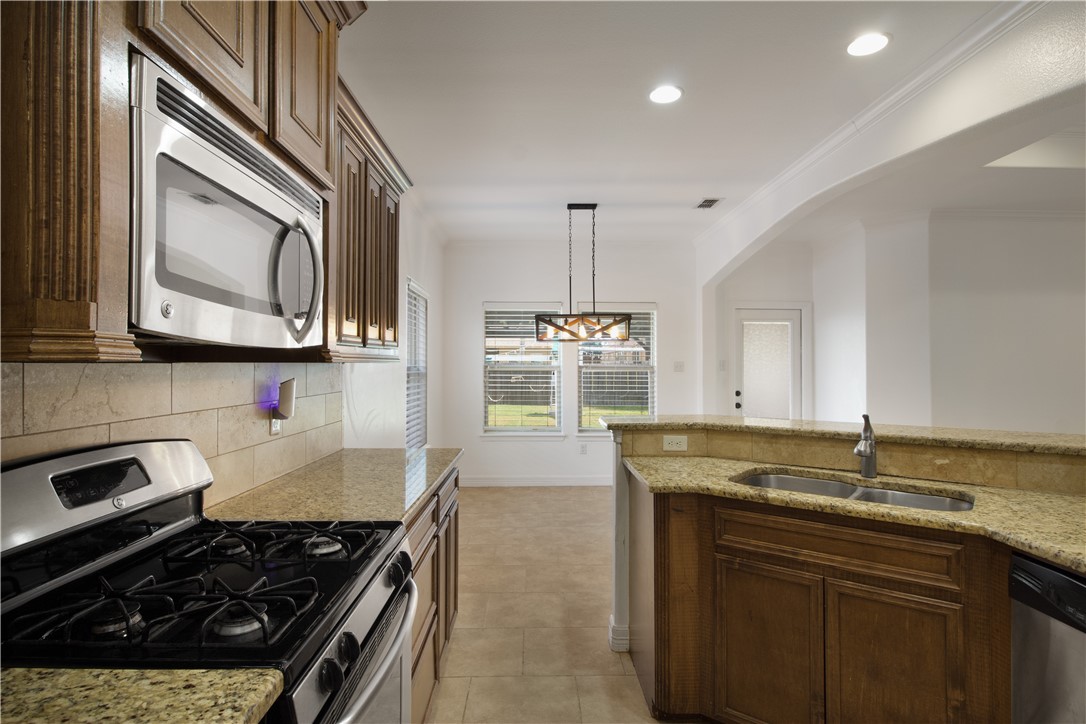 2633 Date Palm Dr